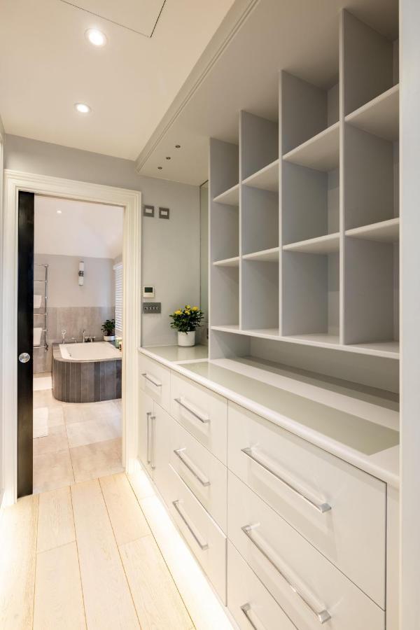 Dream House London With Gym, Cinema And Housekeeper Villa อีลลิง ภายนอก รูปภาพ