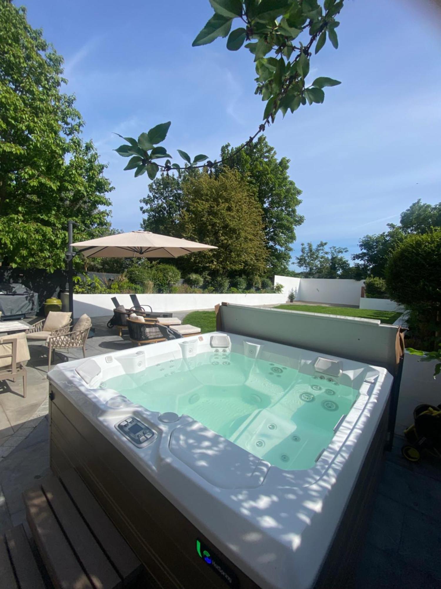 Dream House London With Gym, Cinema And Housekeeper Villa อีลลิง ภายนอก รูปภาพ